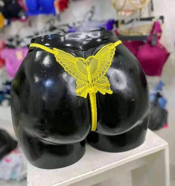 Belle lingerie jaune