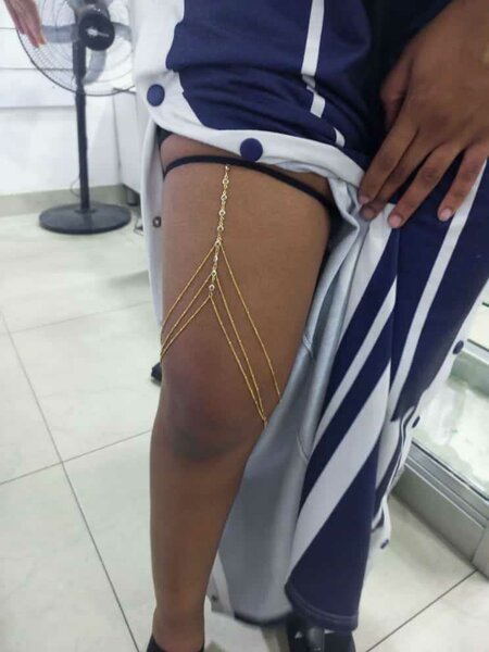Thigh chain