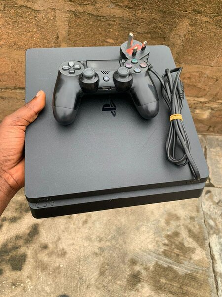 Ps4 and Ps5 consoles.