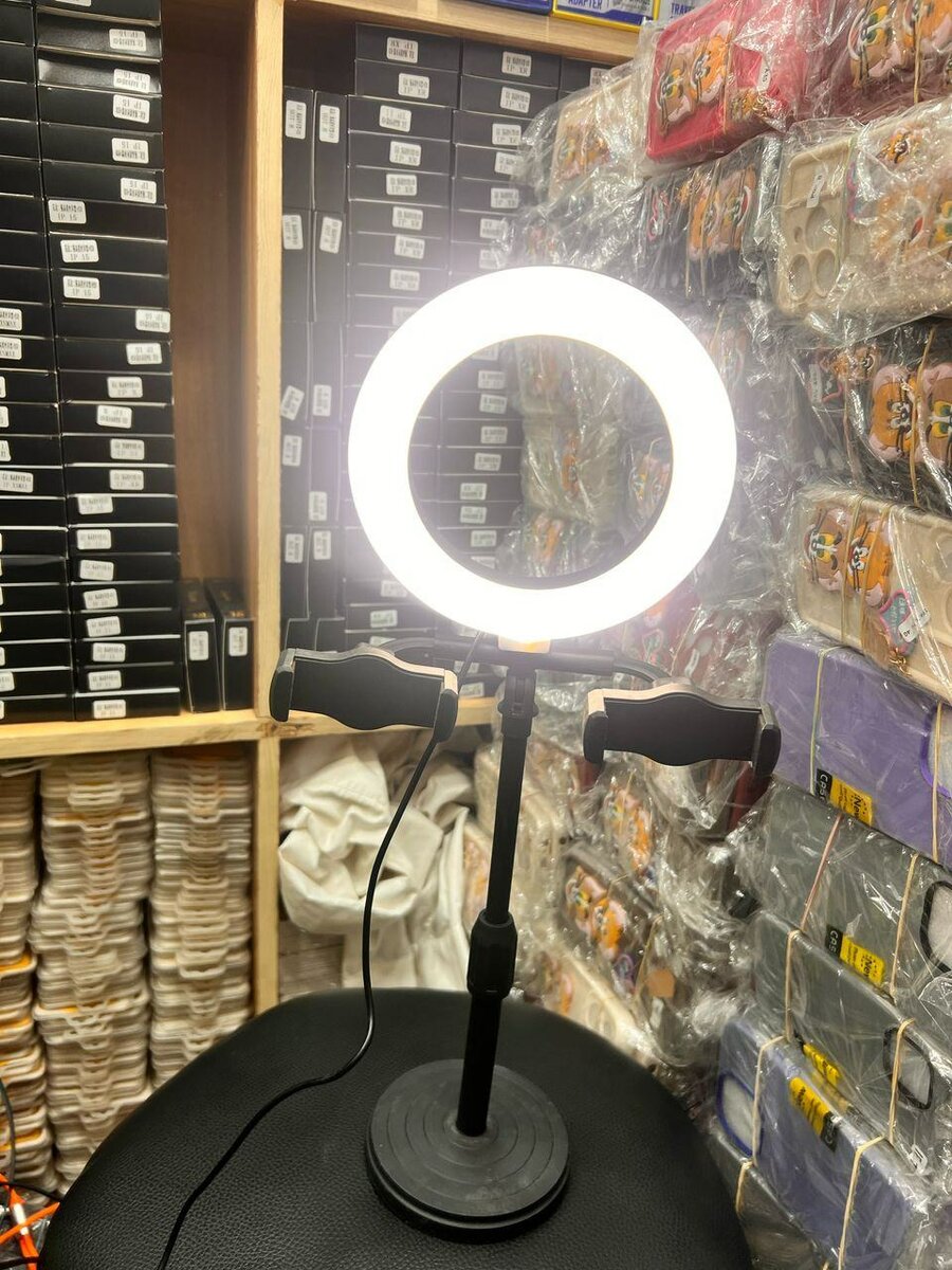 Ringlight et support de de téléphone streaming..