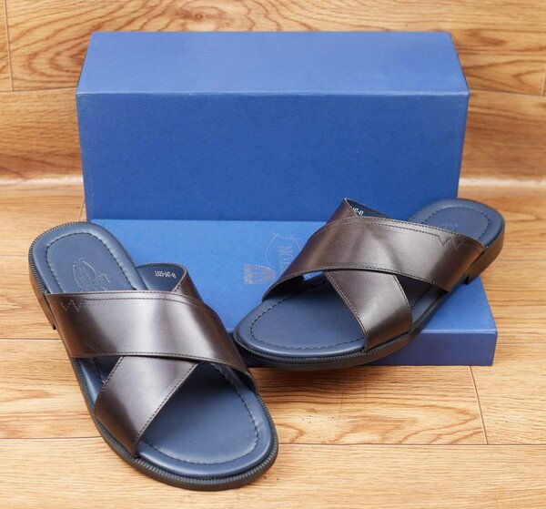 Sandales en cuir homme élégantes
