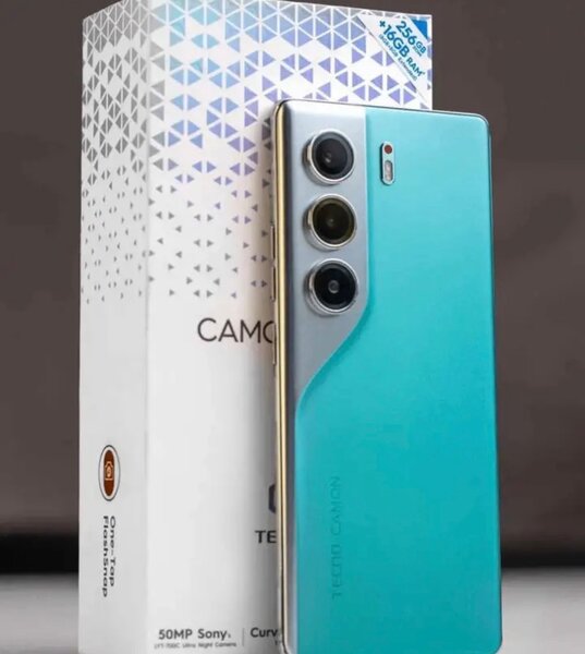 Tecno camon 40 pro