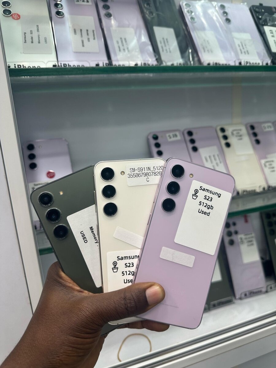 Samsung S23 512giga casi neuf