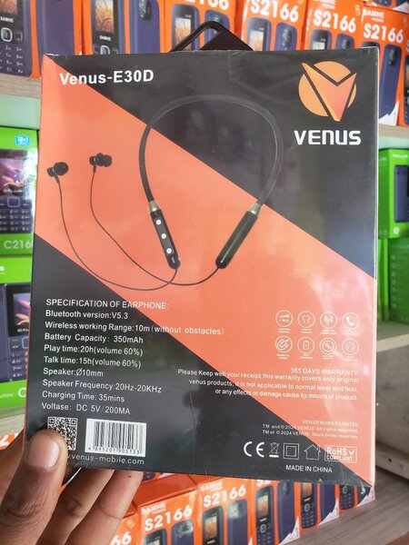Neck band earphone