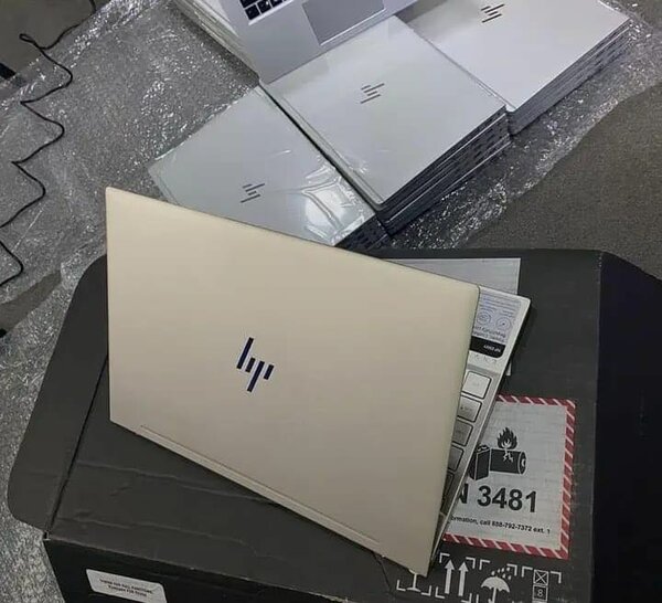 [NEW] HP ENVY 15" INTEL CORE I7 16GB/512SSD 4 CELL, 55WH WIN