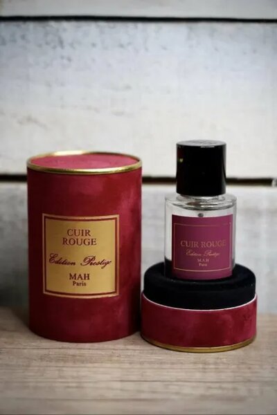 Cuir rouge parfum