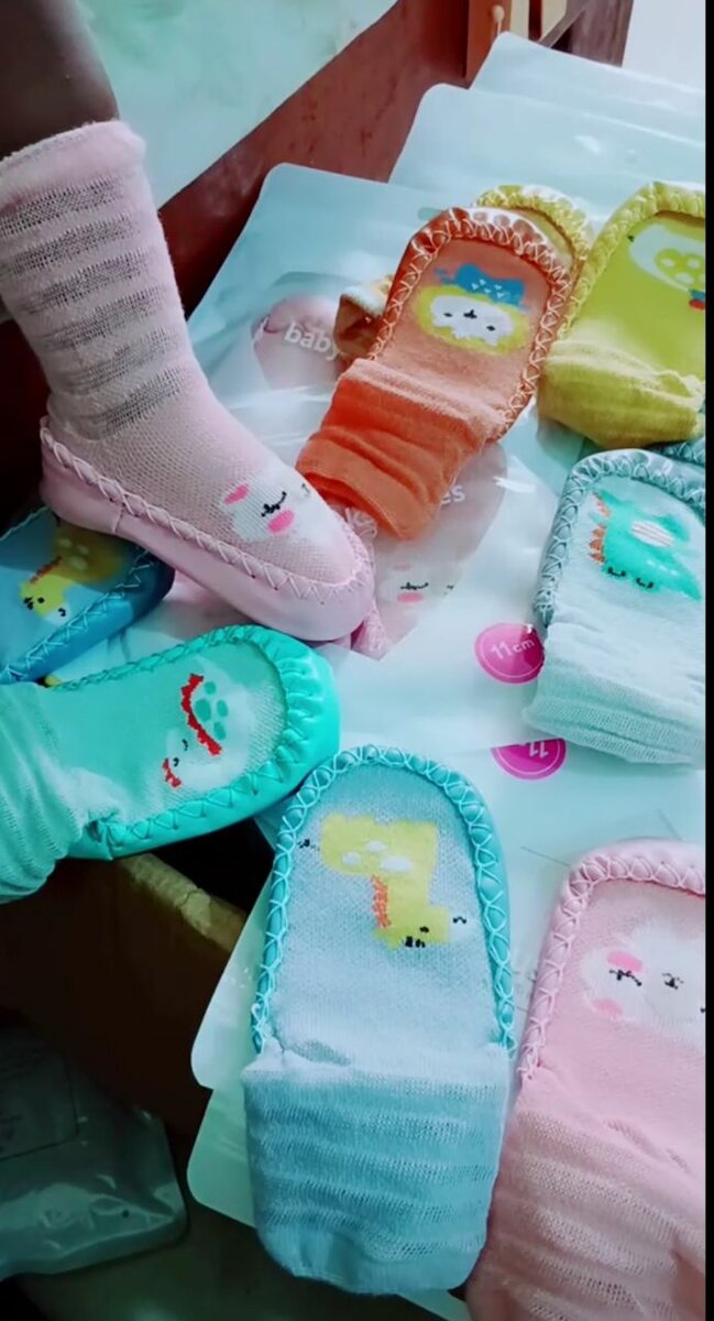 Chaussons pour enfants mignons