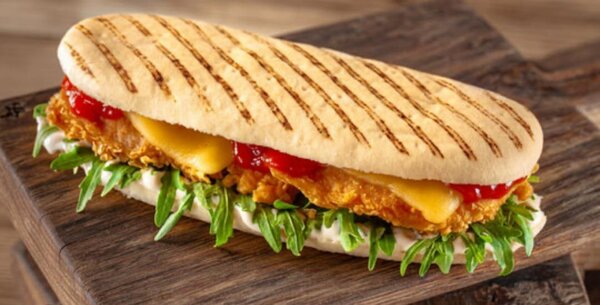 panini au oeuf fromage jambon