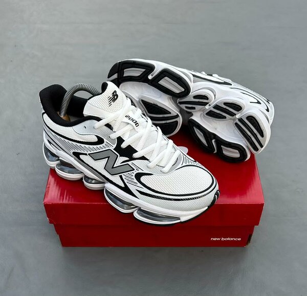 Chaussures  New Balance 2000