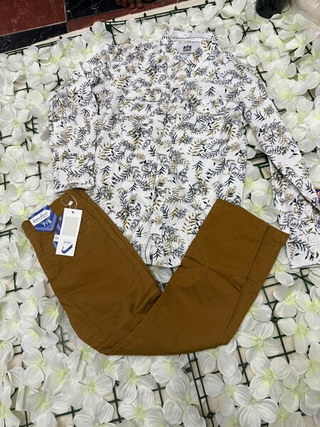 Ensemble chemise et pantalon