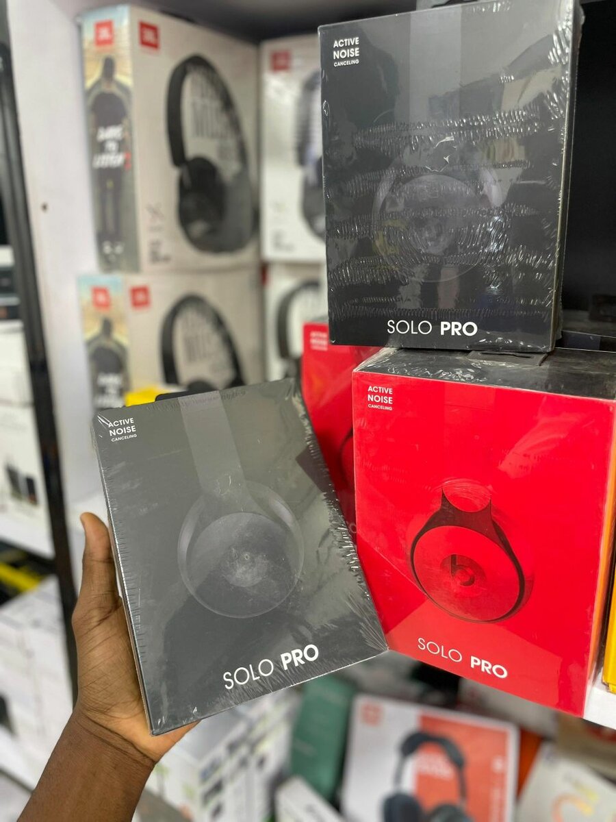 Beats Solo (Parrell Williams Edition)
