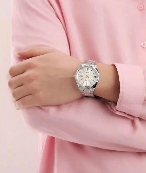 De belles et élégantes montres-bracelets de marque