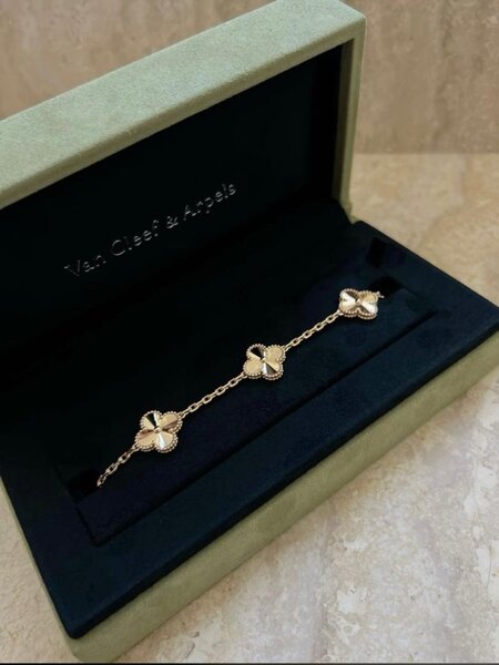 Bracelet trèfle Van Cleef & Arpels