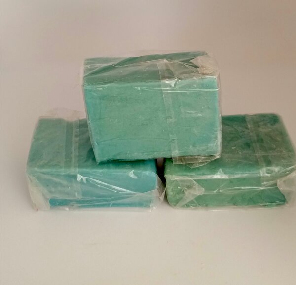 Savonnette teint noir et bronz