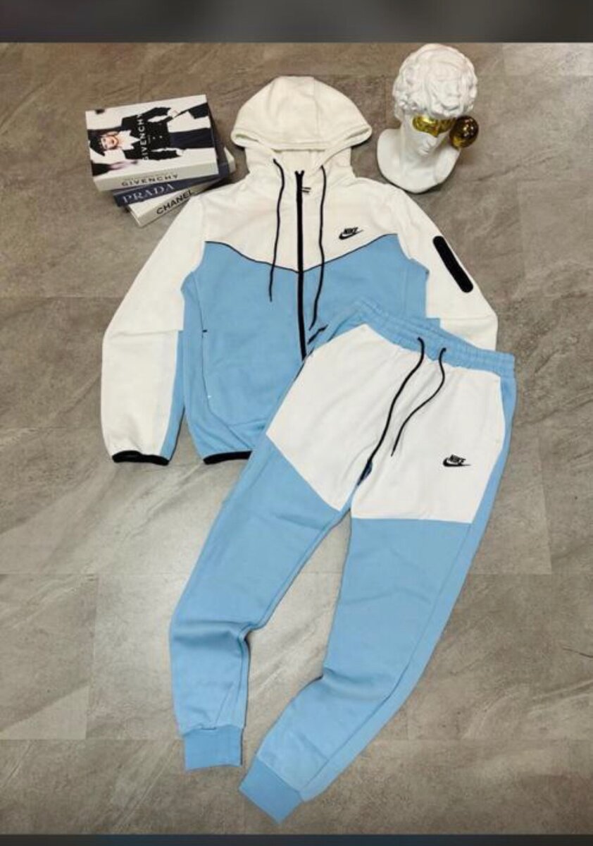 Complet Nike tech