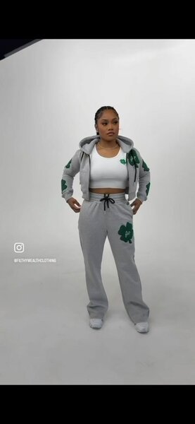 Ensemble de survêtement avec motif trèfle