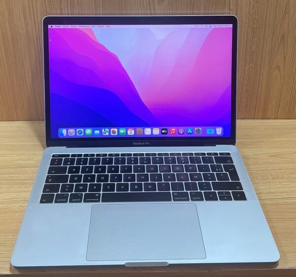MACBOOK PRO 2017  CORE i5