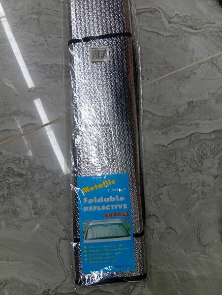 Pare-soleil auto pliable réfléchissant