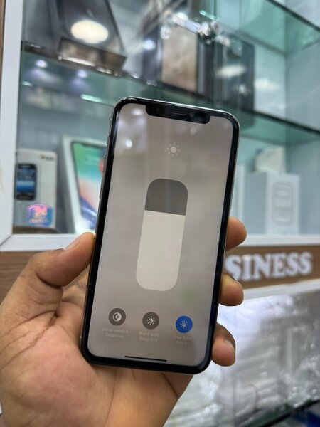 iPhone 11 Pro 64 giga ( écran