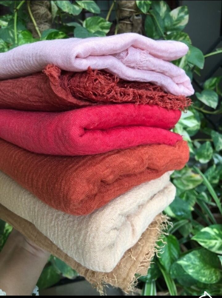 Écharpes en coton colorées