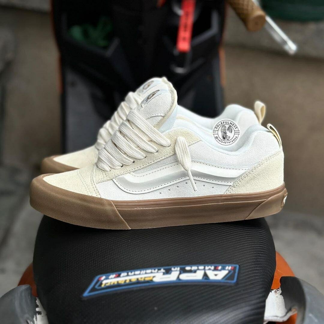 Vans knu original dans carton