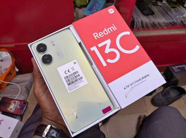 Smartphone Redmi 13C 6.74"