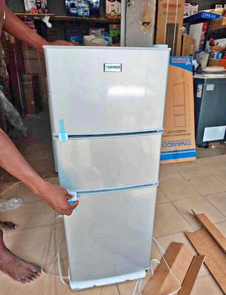 Réfrigérateur compact moderne