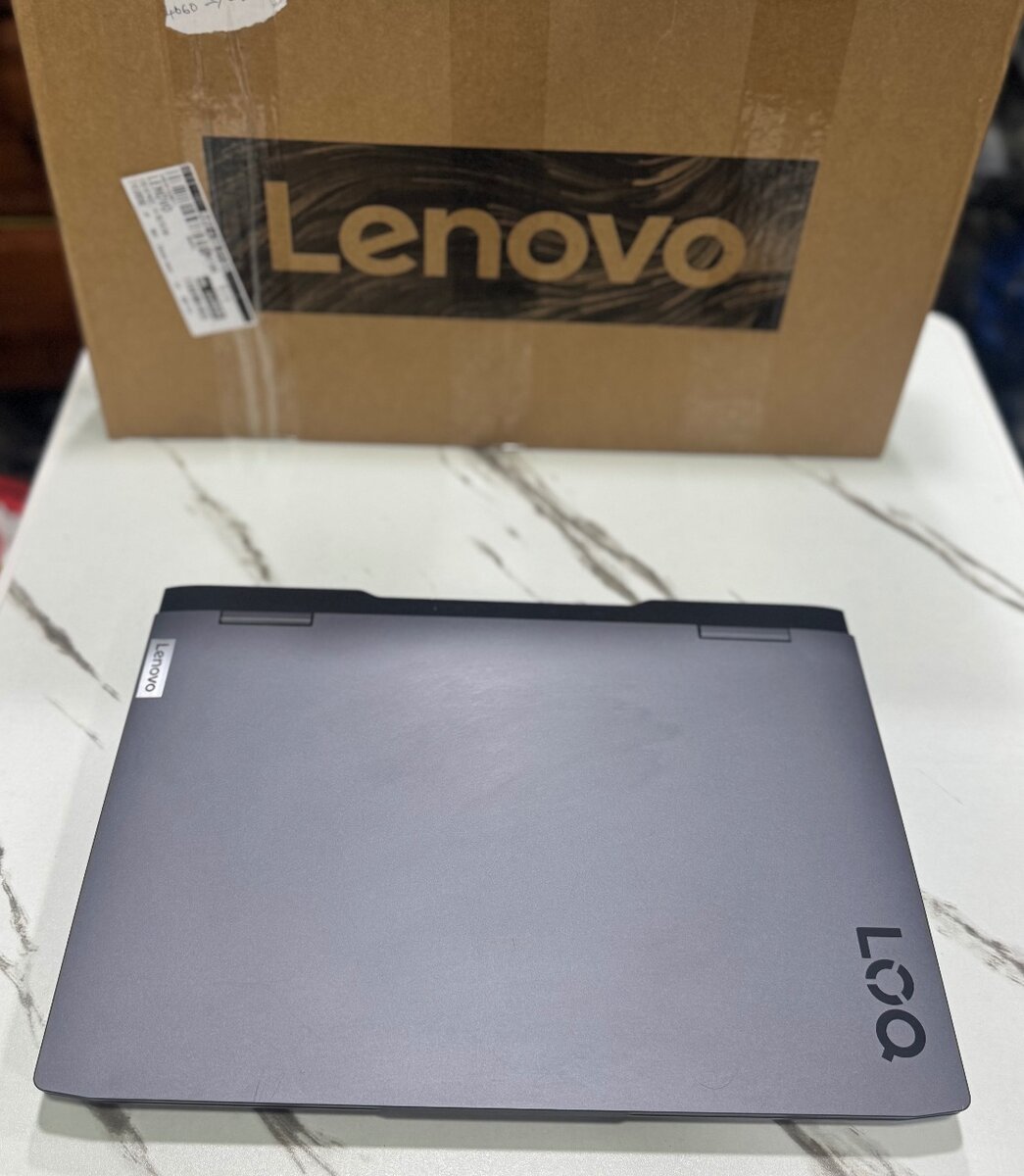 Ordinateur Portable Lenovo LOQ