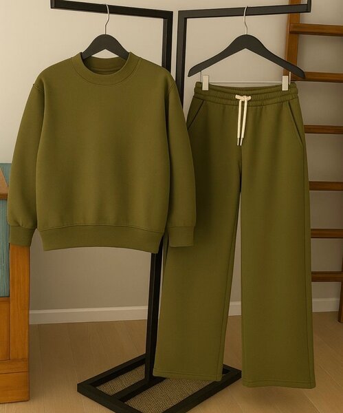Ensemble de survêtement vert olive