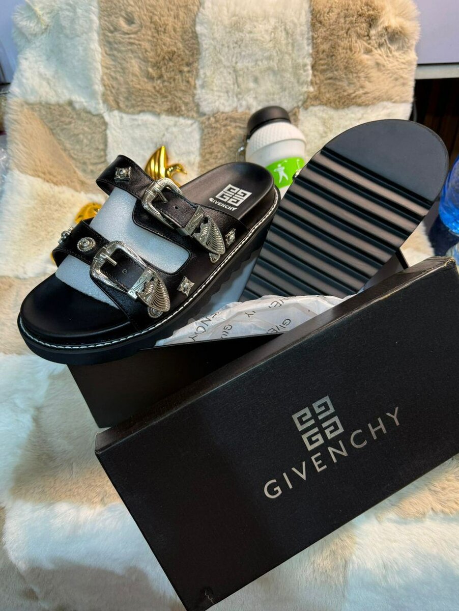 Chaussons de luxe modernes