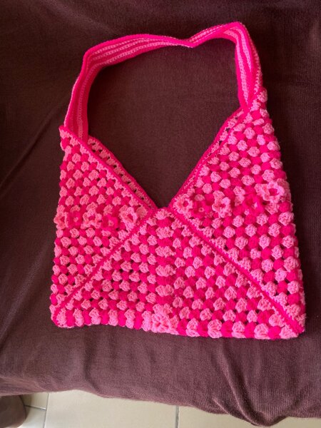 Sac bandoulière crochet rose