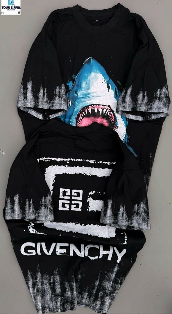 T-shirts Givenchy Shark