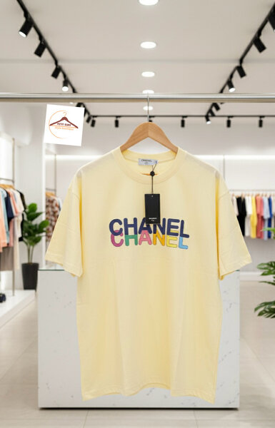 T-shirt graphique moderne unisexe