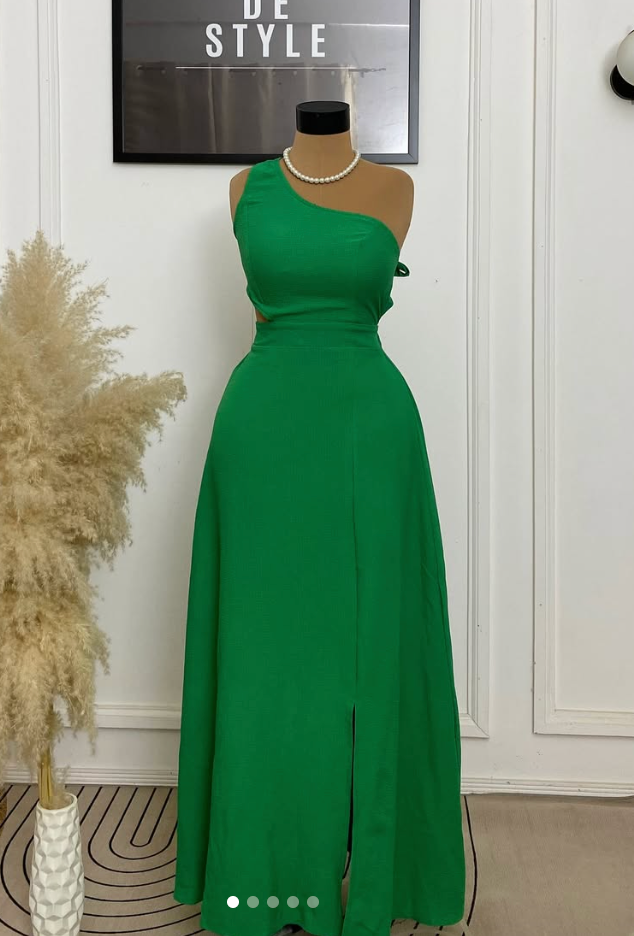 VACAY READY TEXTURED MAXI DRESS. 