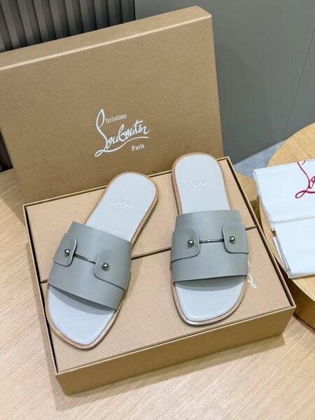 Sandales en cuir élégantes