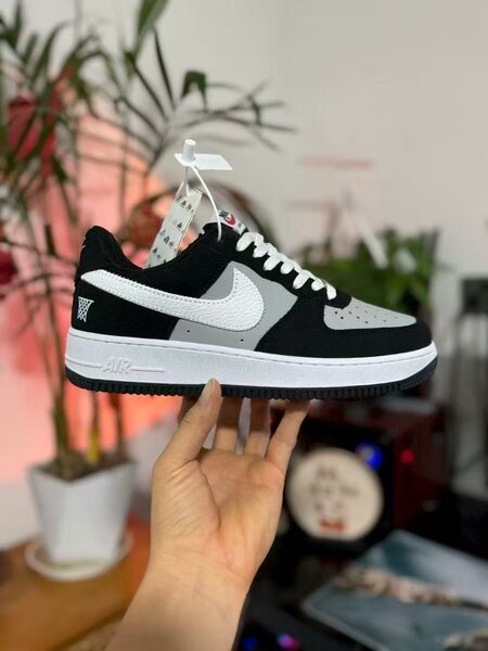 Baskets Air Force élégantes