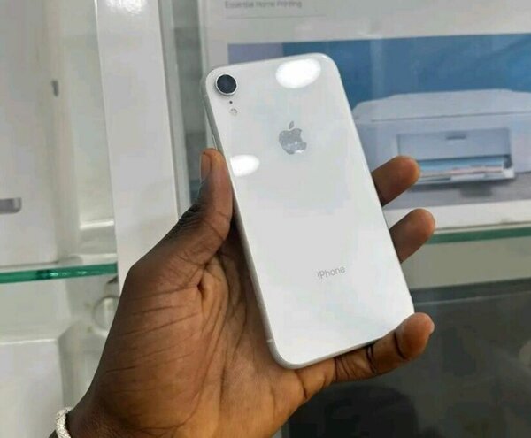iPhone élégant blanc