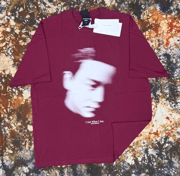 T-shirt graphique tendance