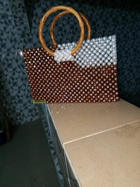 Sac à main perlé tendance