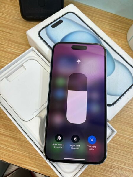 iPhone 15 Simple 128G Quasi