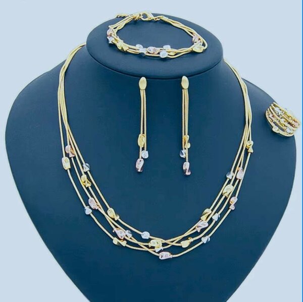 Parure Bijoux Dorée Éblouissante