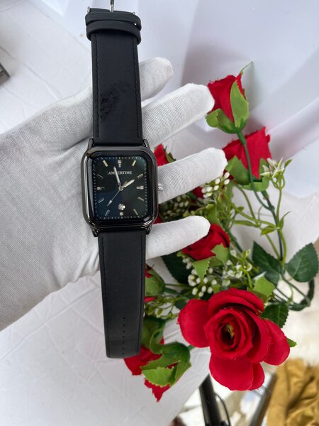 Montres élégantes homme en cui