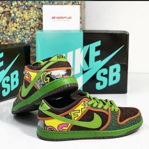 Nike SB sneakers