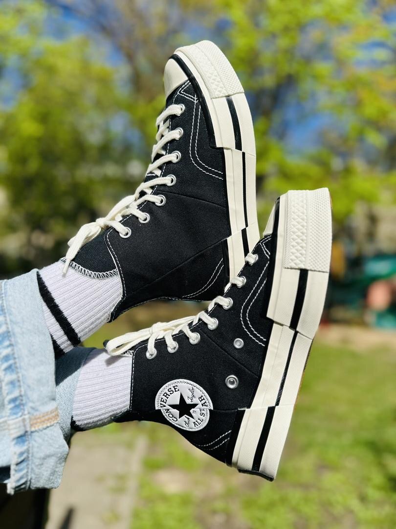 Sneakers montantes modernes