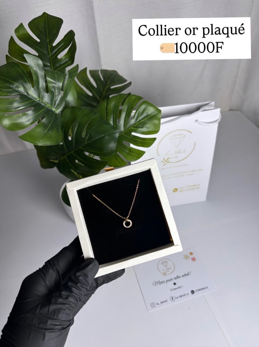 Collier or plaqué