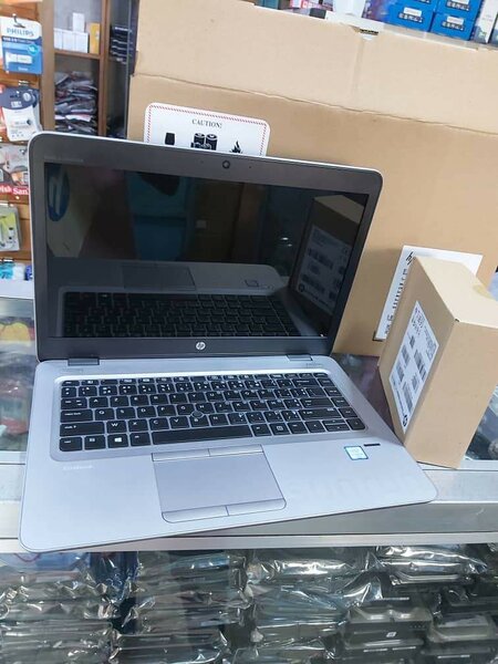 *HP ÉLITEBOOK 840 G3*