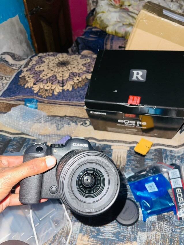 CANON EOS R6 MARK II MERROR LESS