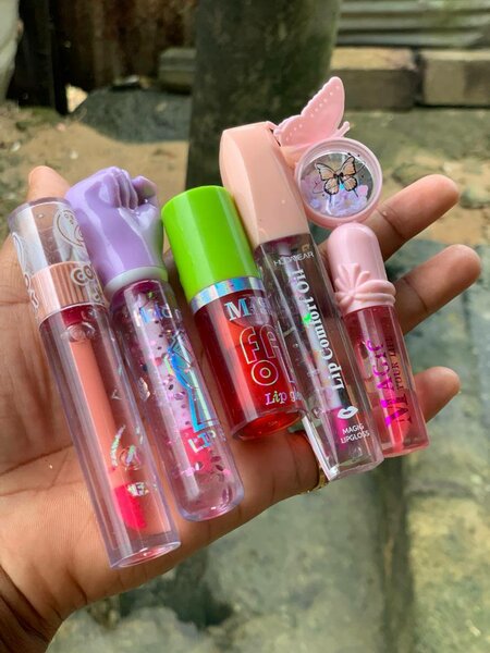 Colorful Lip Gloss Set
