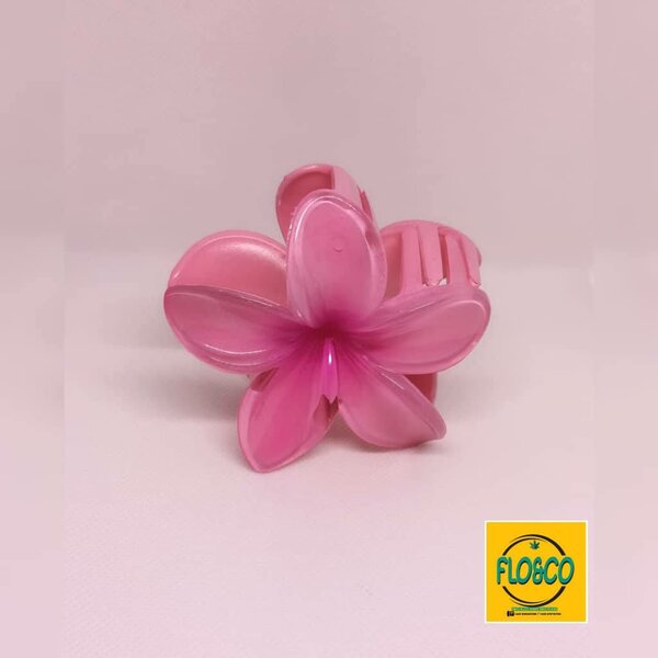 Pince à cheveux fleur rose