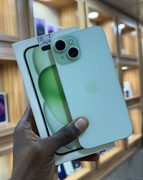 iPhone 15 simple 256 GB CASI